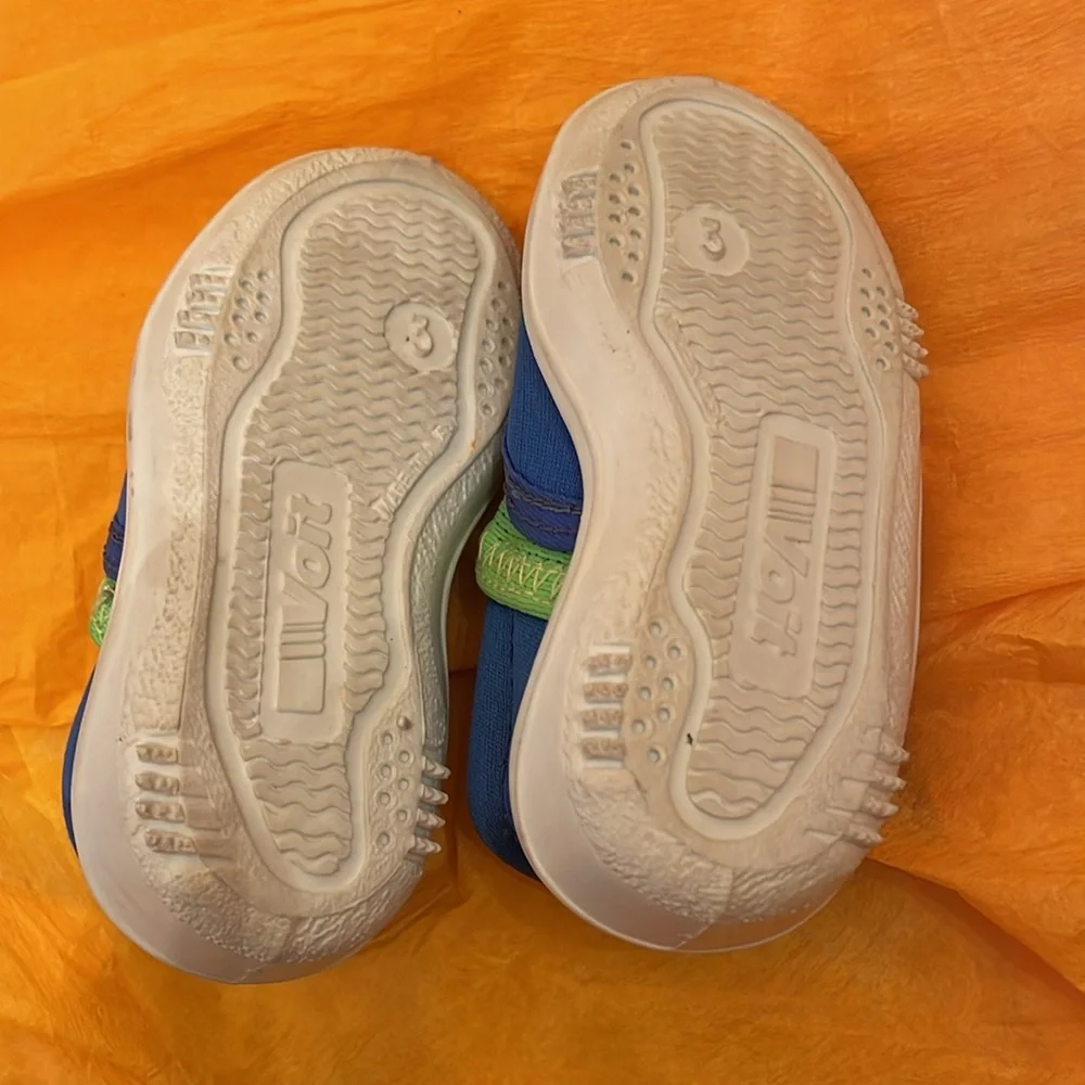 Toddlers Beach shoes